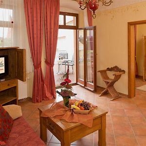Familien-Zimmer